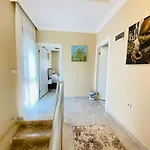 F Celik Villalari Çeşme